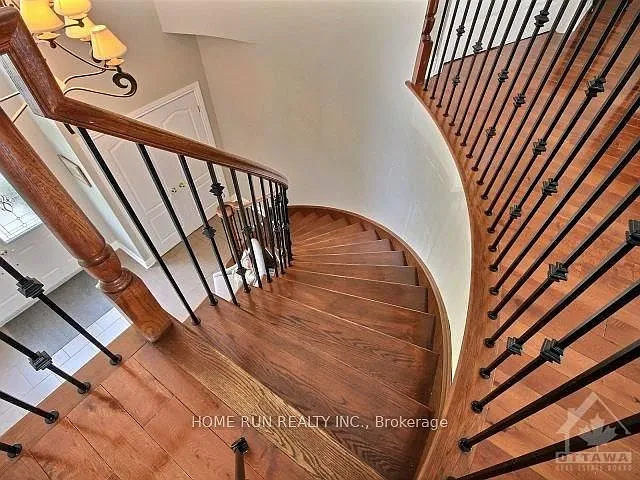 3 Winding Way — Photo 16