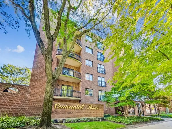 7575 Lake St APT 2C, River Forest, IL 60305