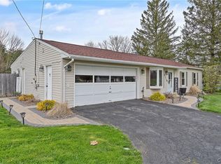 8751 Oswego Rd, Clay, NY 13041