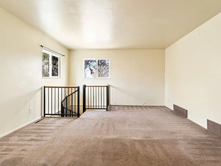 38 W Navajo St #B — Photo 8
