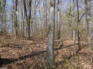 6 Roanoke Rd, Jamestown, TN 38556