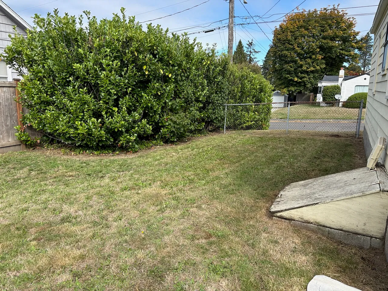 2 bed, 784 sqft, $2,300 — Photo 3