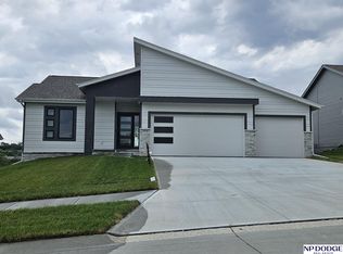 2913 N 165th Ave, Omaha, NE 68116