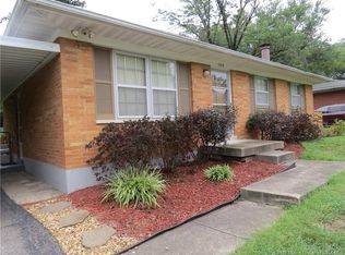 1217 Sportsman Dr, Jeffersonville, IN 47130