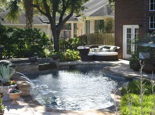1931 Hollys Way, Sugar Land, TX 77479