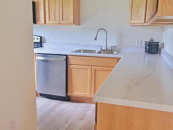 5th image of 3046 Francis Dr