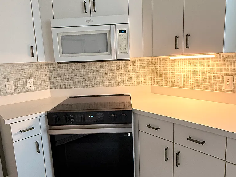 11 Devon Commons Ln — Photo 9