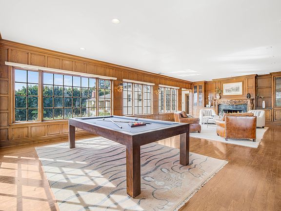 5th image of 543 Perugia Way