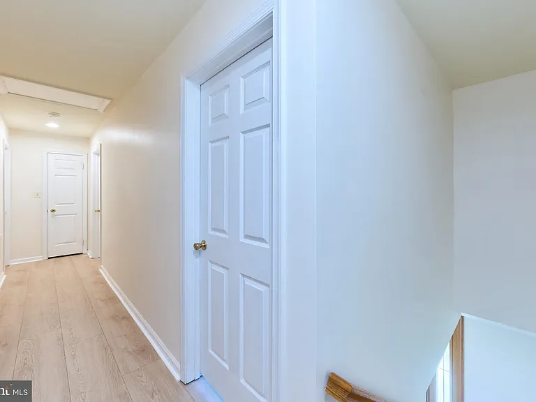 8508 Silverdale Rd — Photo 28