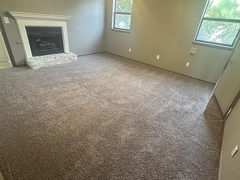 3612 N Drexel Blvd — Photo 31