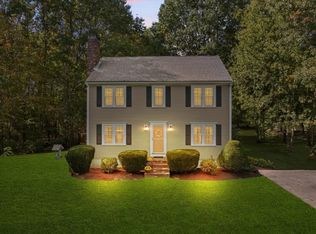 8 George Littlefield Cir, Middleboro, MA 02346