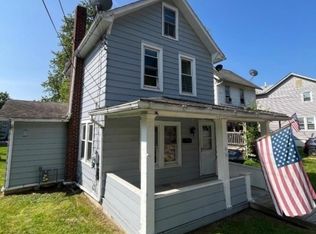 37 Cornish St, Washington, NJ 07882