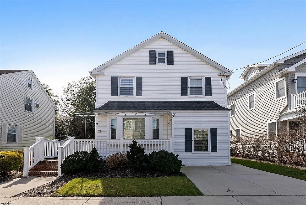 4 bed, 3.5 bath, 2082 sqft, $15,000 — Photo 1