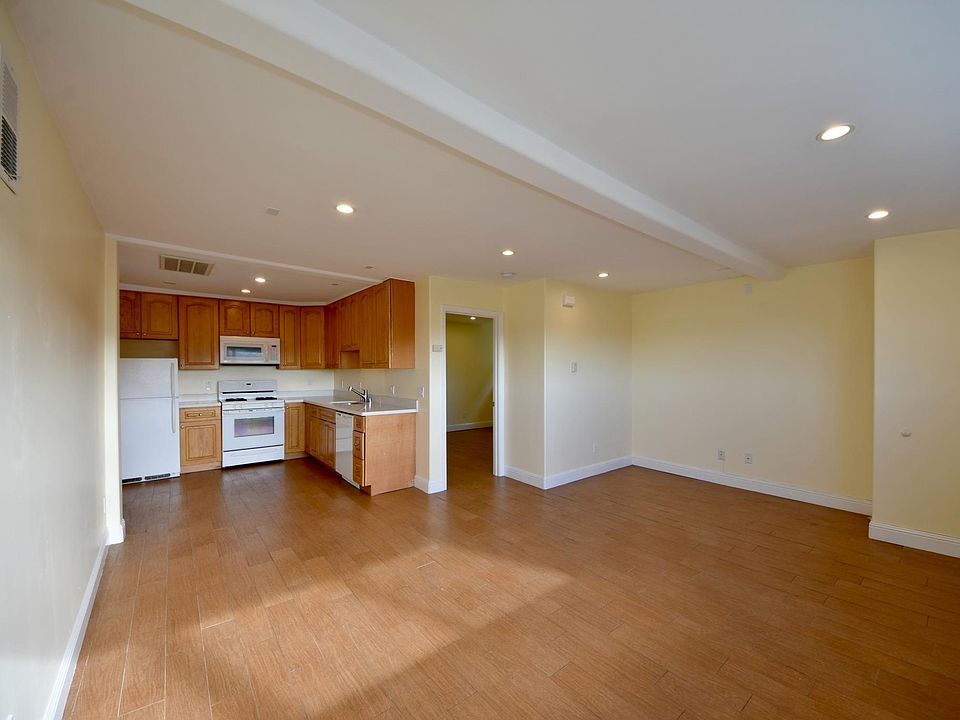1st image of 178 Montana St #B