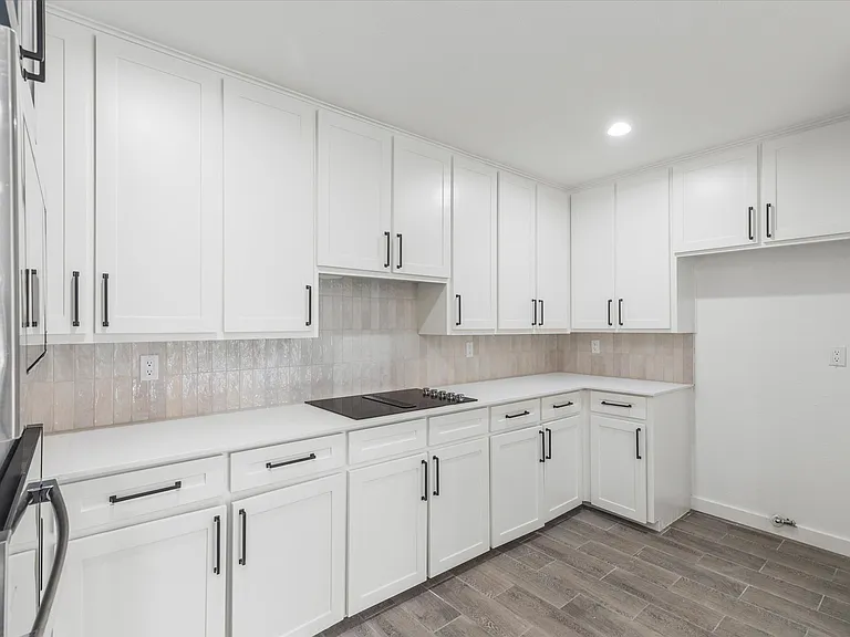 17003 Davenport Rd — Photo 14