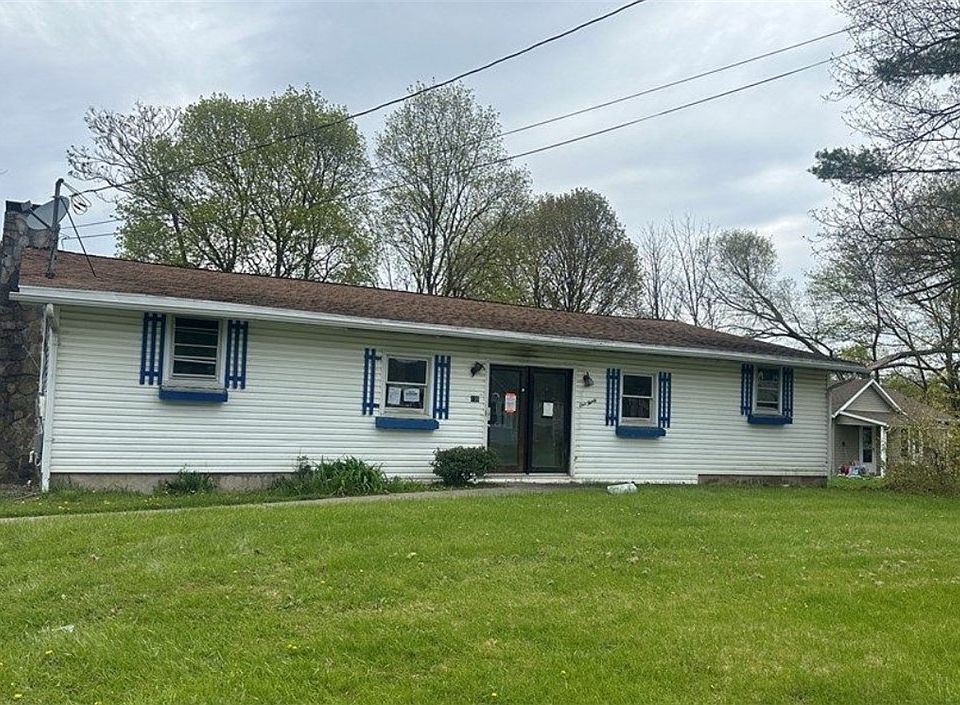 1st image of 130 Owens St