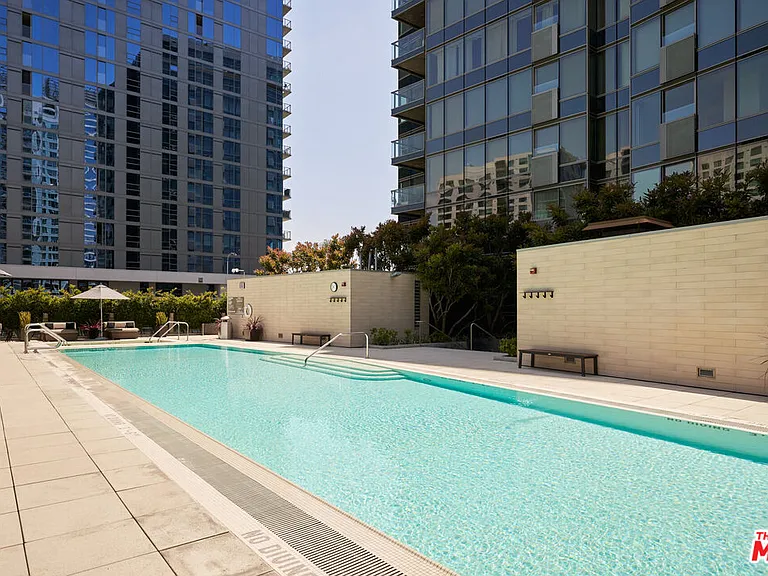 1155 S Grand Ave #1307 — Photo 21