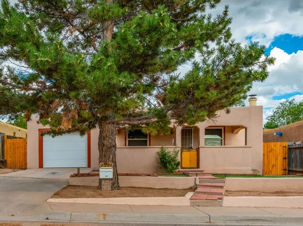 2911 Avenida Alamosa, Santa Fe, NM 87507