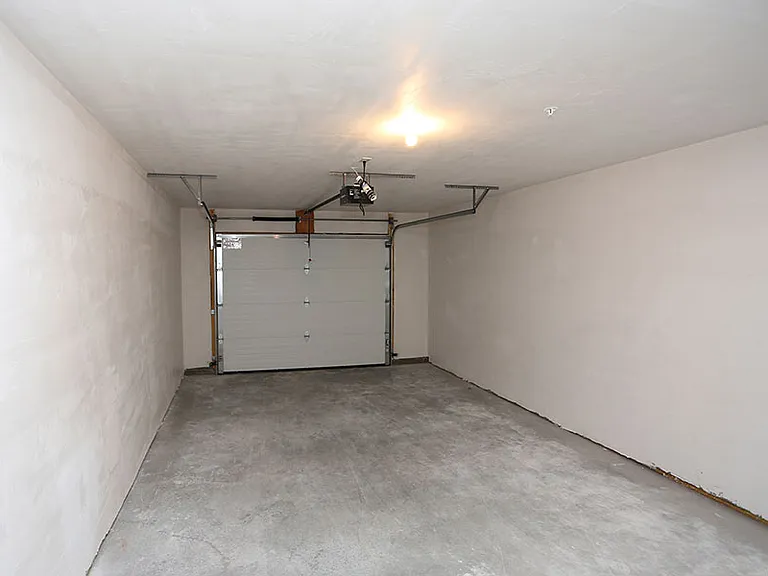 130 Howard Ln — Photo 8