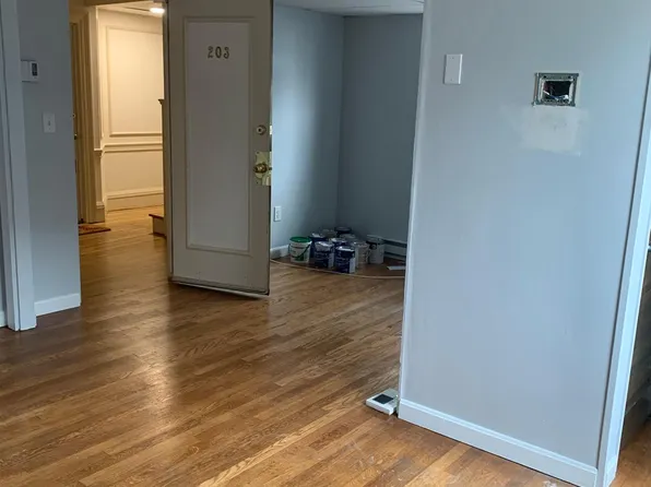 1224 Narragansett Blvd #203, Providence, RI 02905