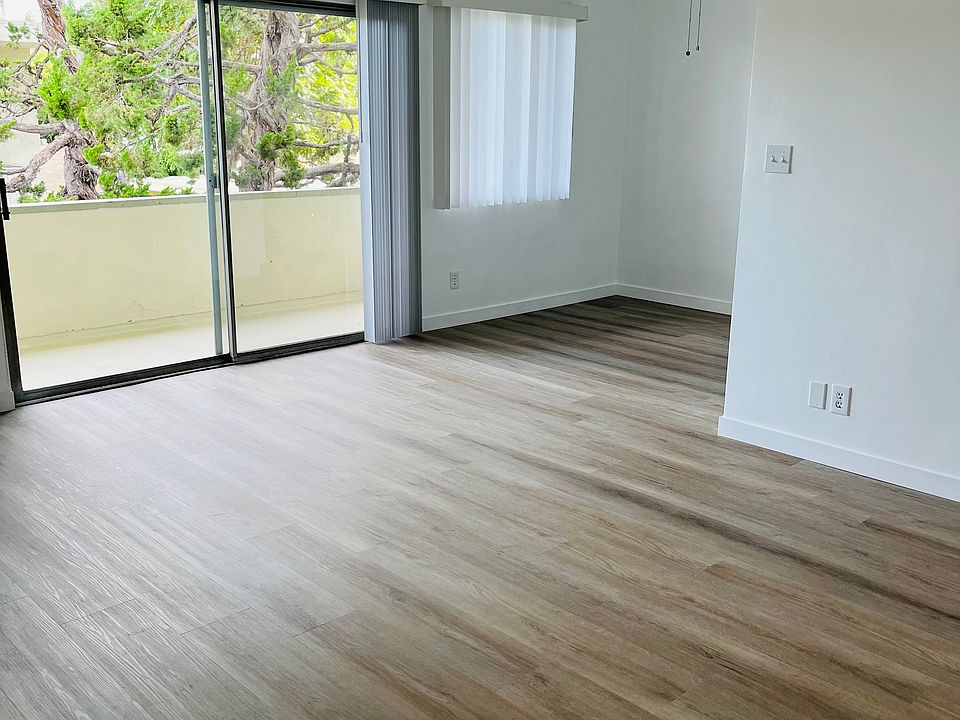 1st image of 537 N El Molino Ave APT 11