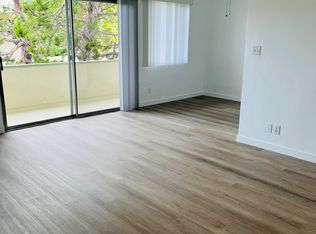537 N El Molino Ave APT 11, Pasadena, CA 91101