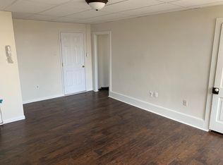 216 N Queen St APT 4, Martinsburg, WV 25401