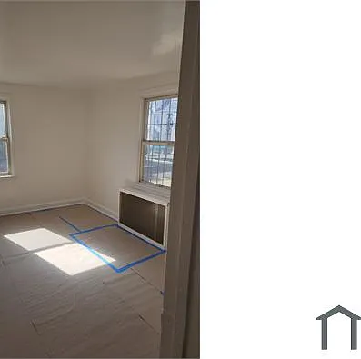 61 Saint James Pl #1L — Photo 13