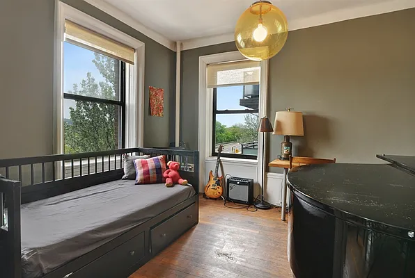 Sold by Corcoran | media 2