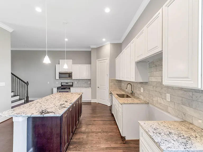 4609 Nett St #B — Photo 16