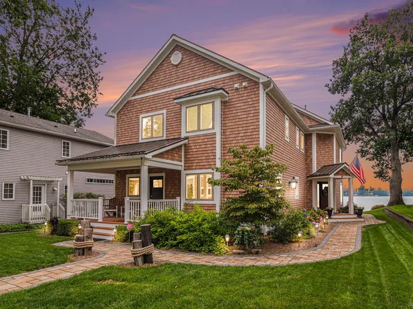 3362 Elmwood Beach Rd, Middleville, MI 49333