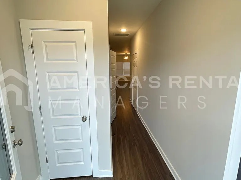 45 Cole Ln — Photo 3