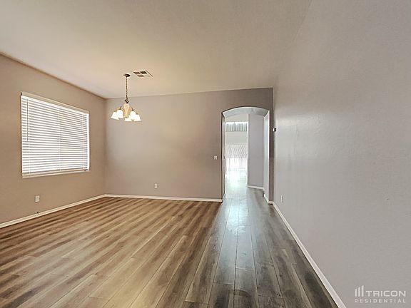 2nd image of 44139 W Palmen Dr
