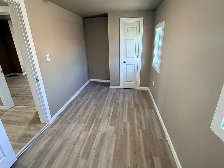 344 Church St #B — Photo 5