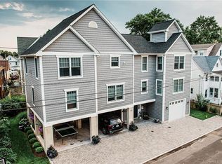20 Fairwood Ave, Milford, CT 06460