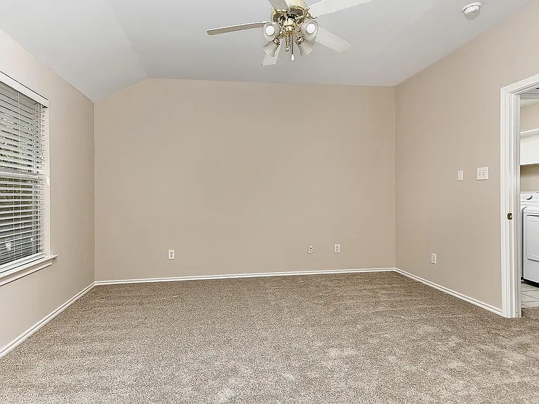 10 Peachridge Pl — Photo 19