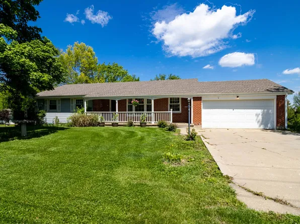 1311 E Grand Ave, Cameron, MO 64429