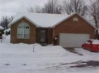 127 Royal Troon Dr SE, Warren, OH