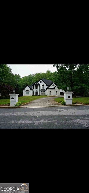 1st image of 2173 Spencers Way