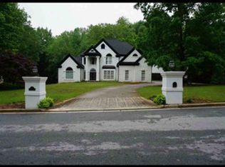 2173 Spencers Way, Stone Mountain, GA 30087