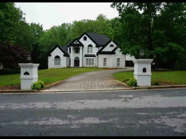 2173 Spencers Way, Stone Mountain, GA 30087