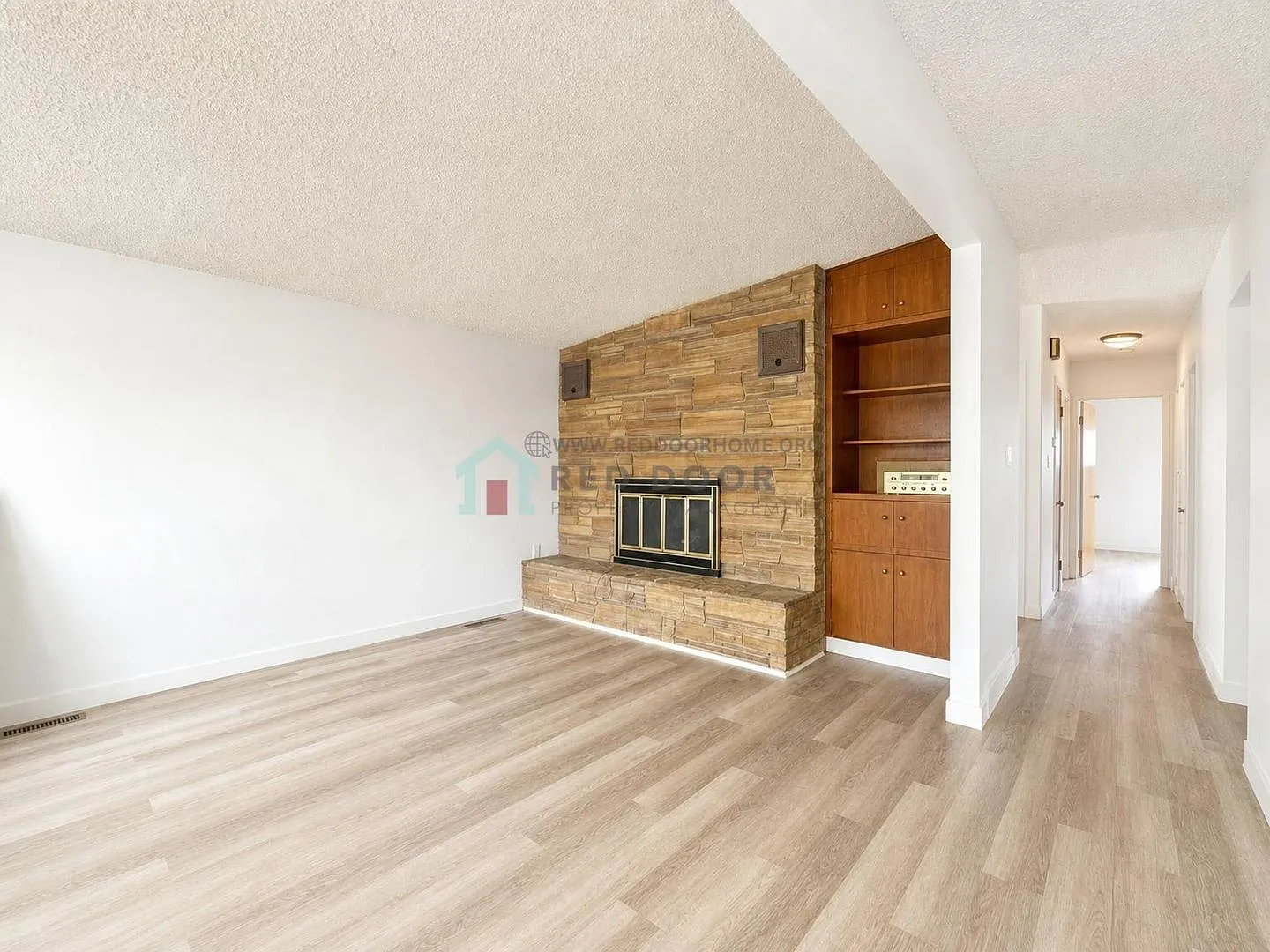 610/612 1st Ave SW - M — Photo 4