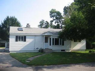 29 Lake Shore Dr N, Westford, MA 01886