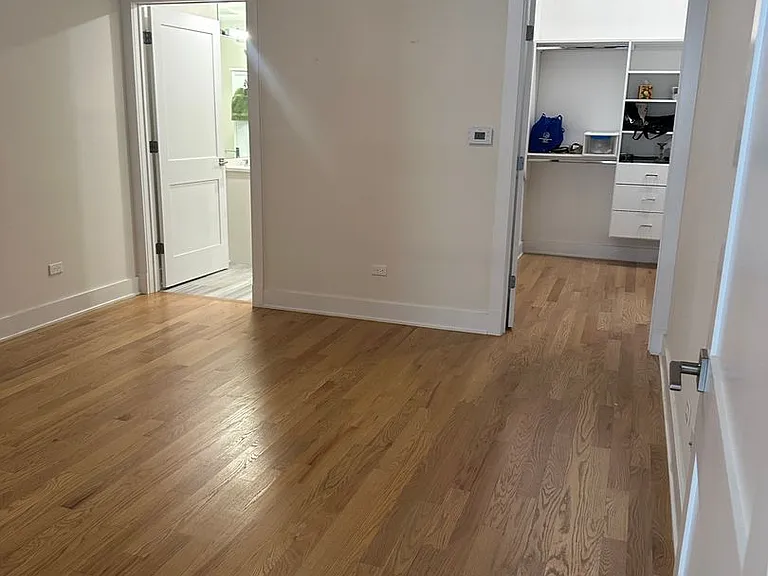 4405 N Artesian Ave #205 — Photo 30