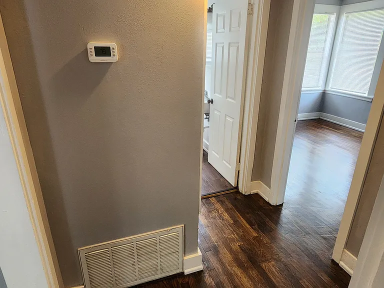 1316 Dexter Ave — Photo 17
