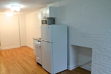 Rented by Urban Real Estate Inc