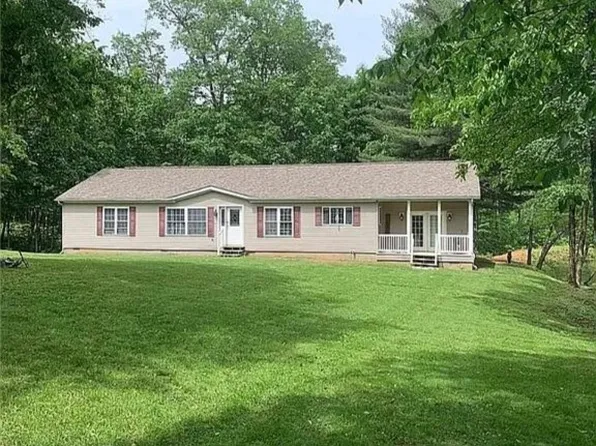 7499 N 950th St, Robinson, IL 62454