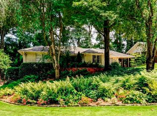 1581 Walthall Ct NW, Atlanta, GA 30318