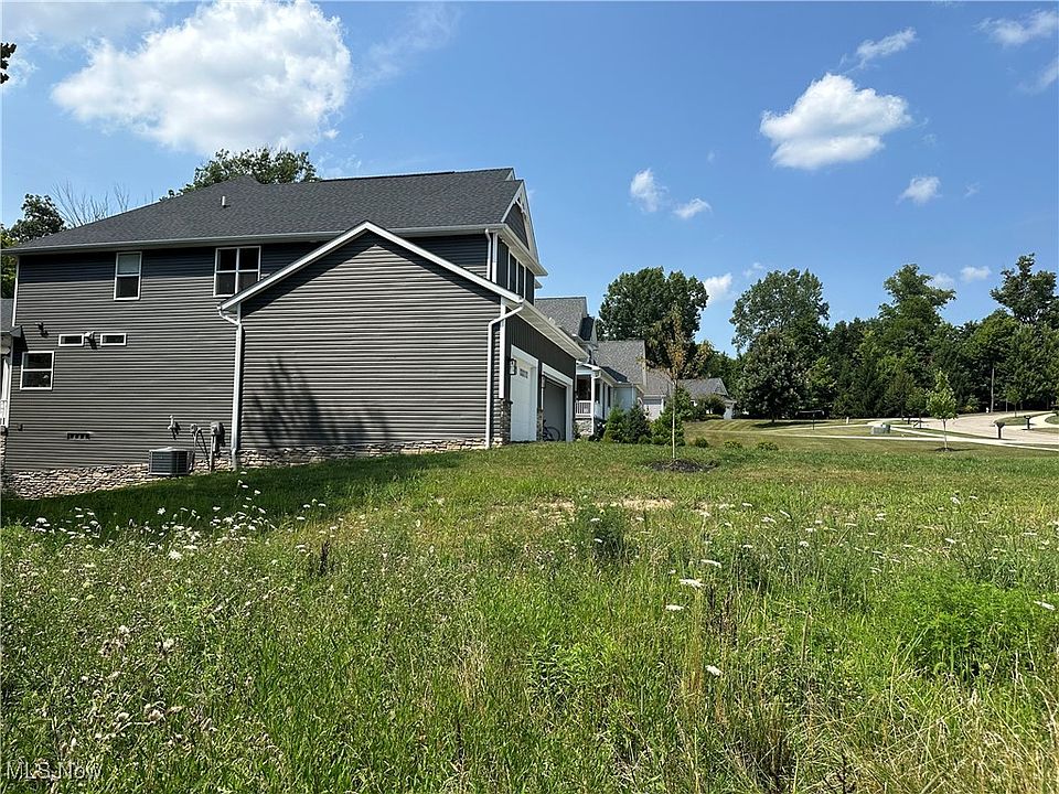 2nd image of Springside Ln