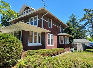 227 S Boone Ct, Whitewater, WI 53190